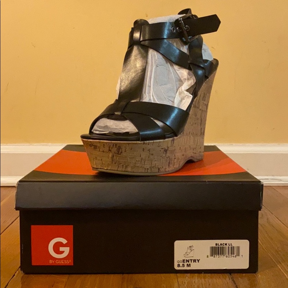 Guess wedges